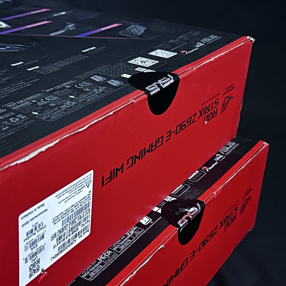 Asus Rog Z690 E. Материнская плата