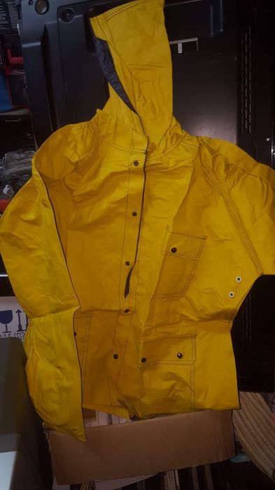 Pelerina  ploaie tesa