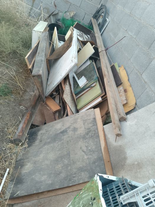 Дрова одаю даром ,самовывоз .