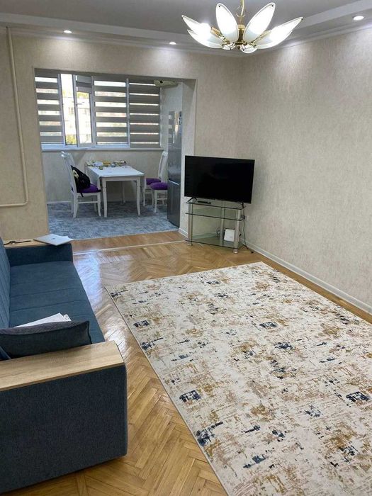 4/4/5 квартира на Садыка Азимова