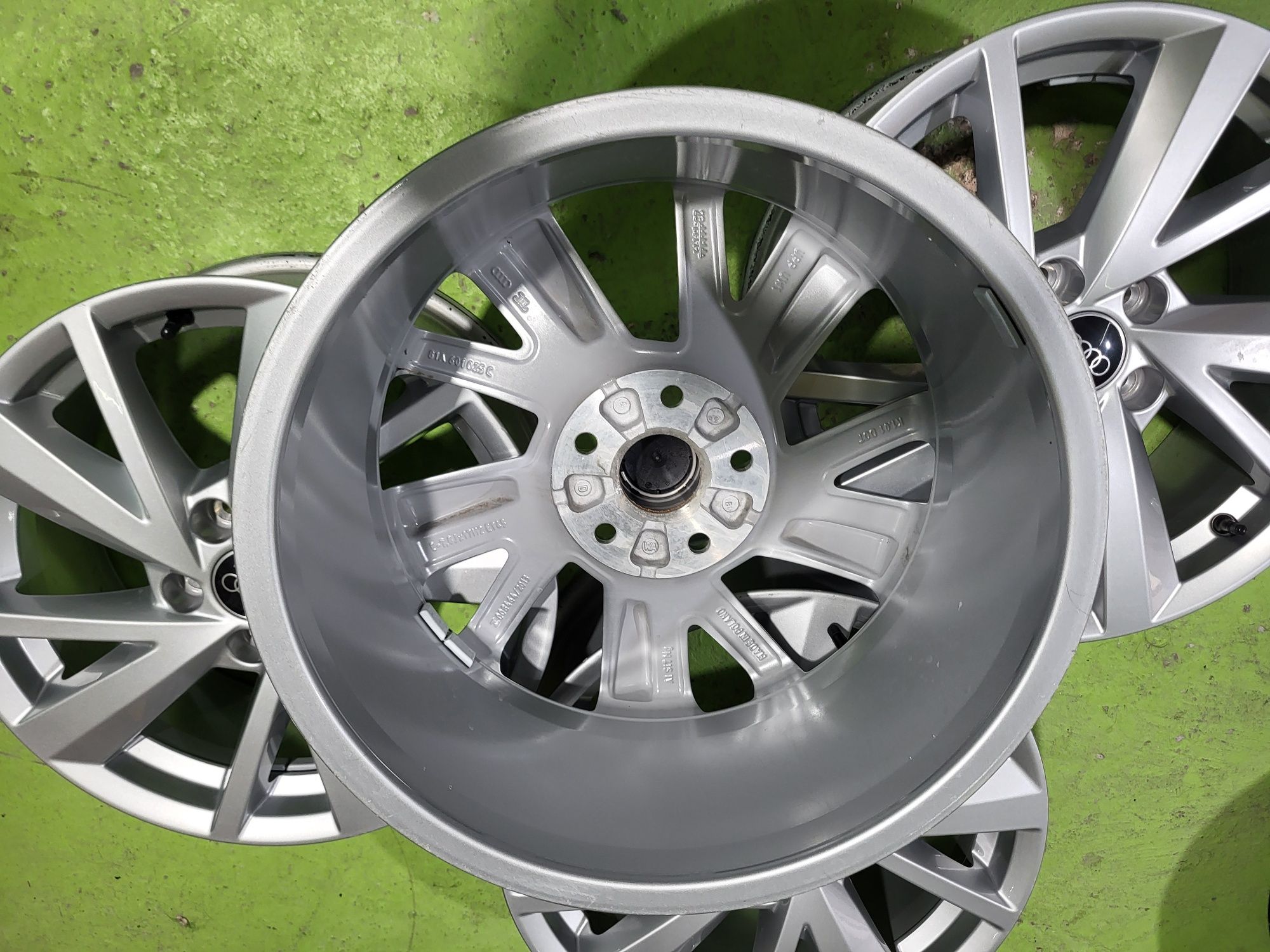 17 5x112 Audi Vw Skoda лети джанти 5х112