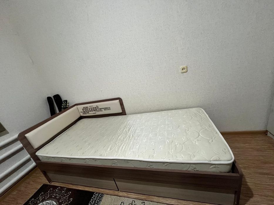 2 кроватки по 15 000 тг