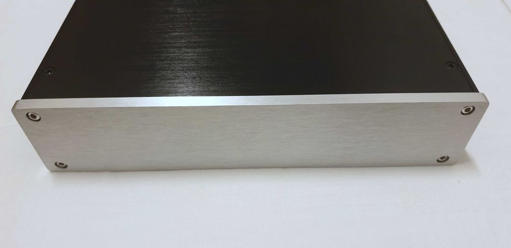 Sursă alimentare liniară audiofilă 1 x 12V și 2 x 5V NOUĂ!