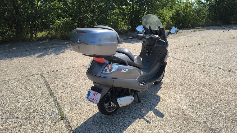 Scuter Piaggio X9, 250cc