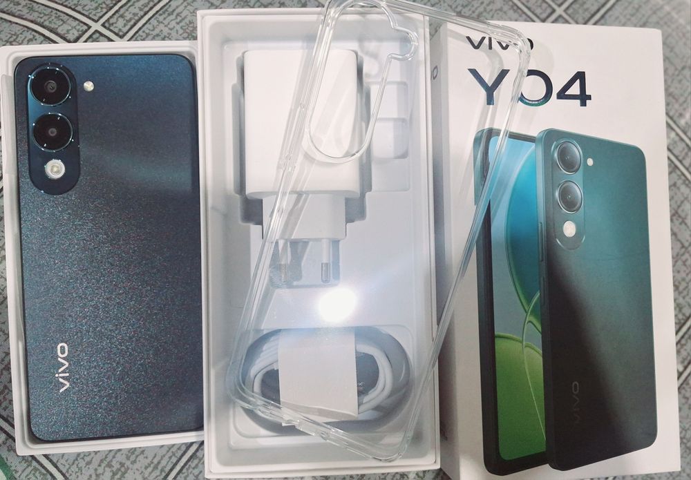 Продам новый телефон