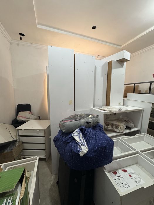 Продаем шкафа для дома и магазина