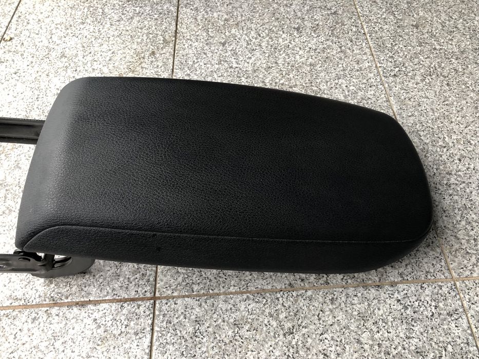 Cotiera BMW X3 model F25 an 2011-2017 originala piele fara defect