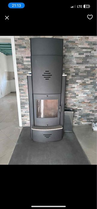 Semineu mare ,încalzire cu lemne