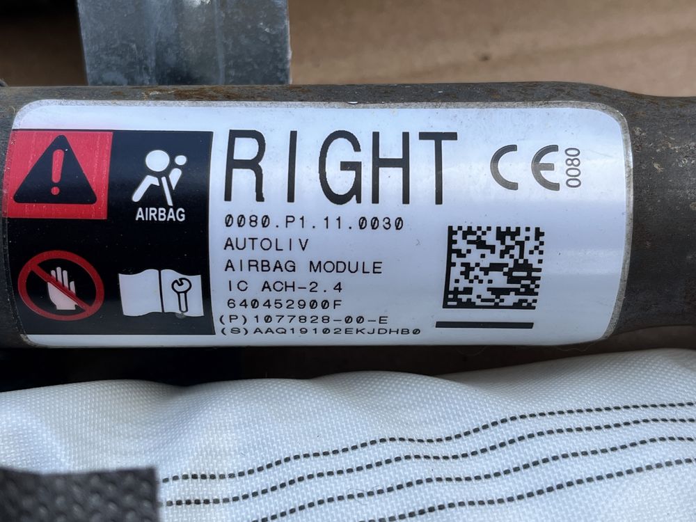 Airbag cortina stanga / dreapta Tesla Model 3