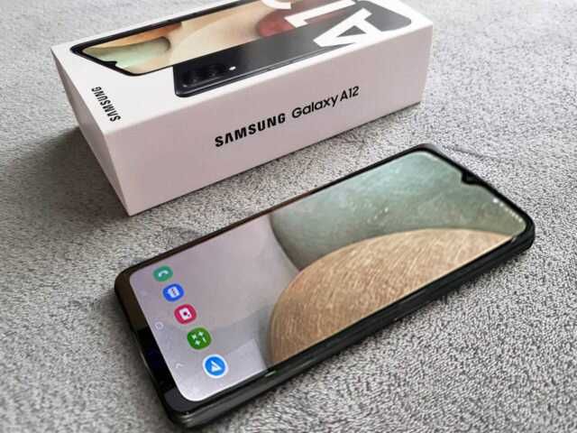 Smartfon SAMSUNG GALAXY A12 4/128GB Black