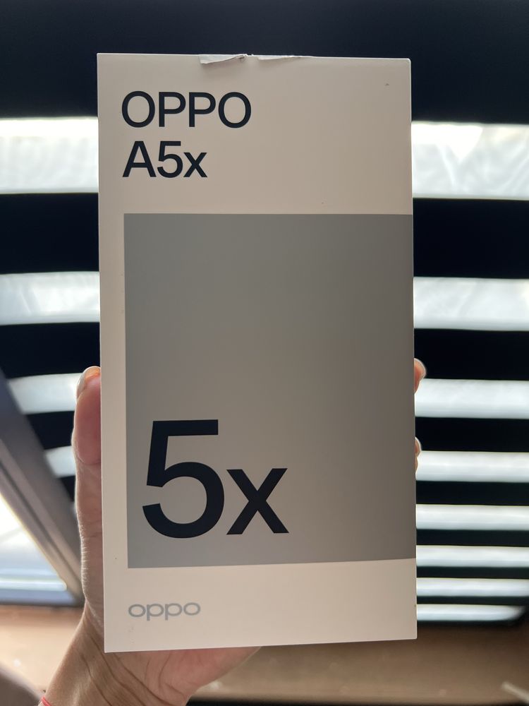 Телефон OPPO A5x НОВ