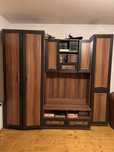 Biblioteca living cu sifonier