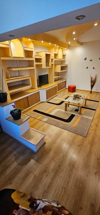 Garsonieră de închiriat la DR-uri