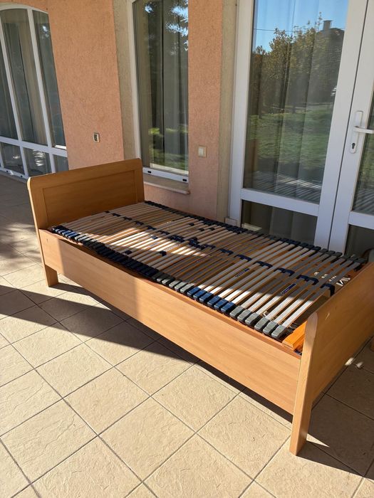 Единично легло с регулируема подматрачна рамка