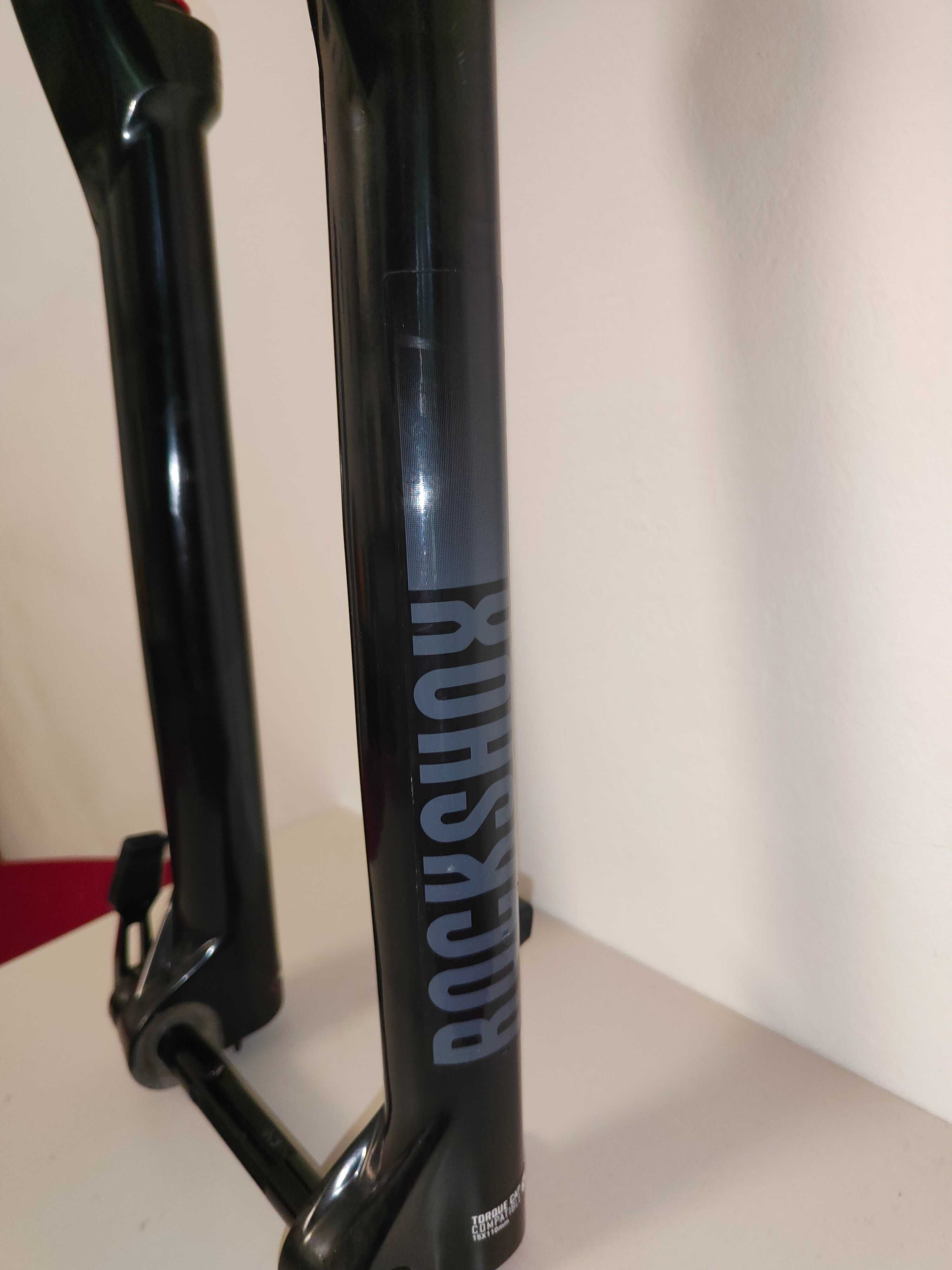 Вилка 	Rockshox Judy