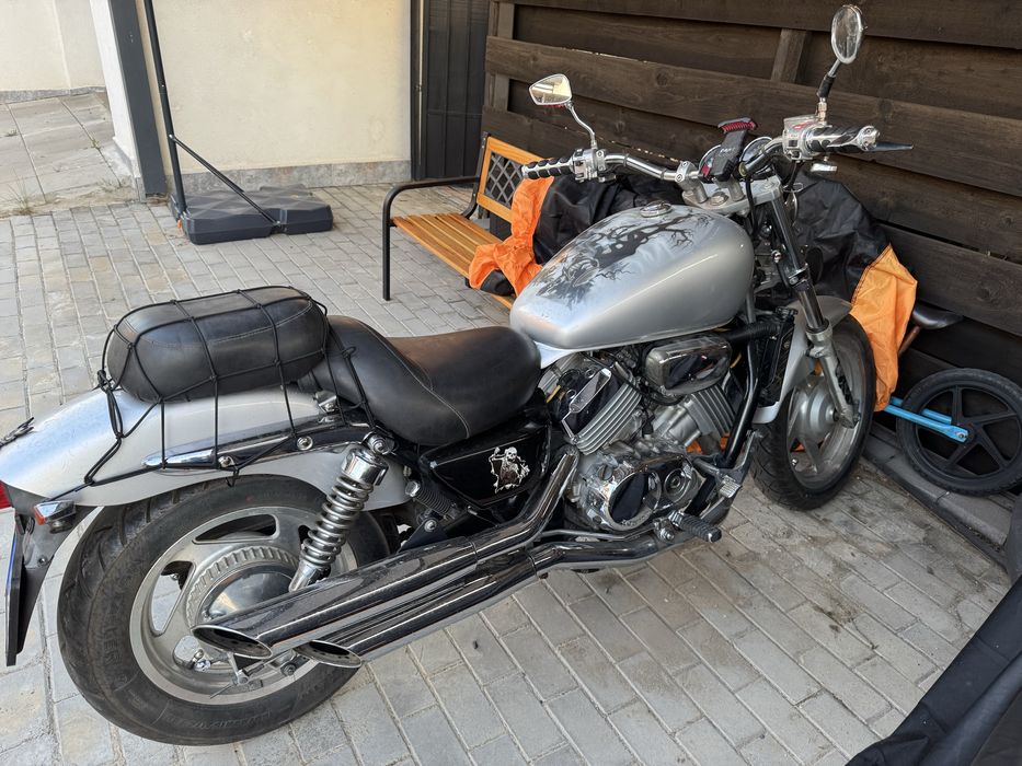 Honda Magna VF 750 v4 1995