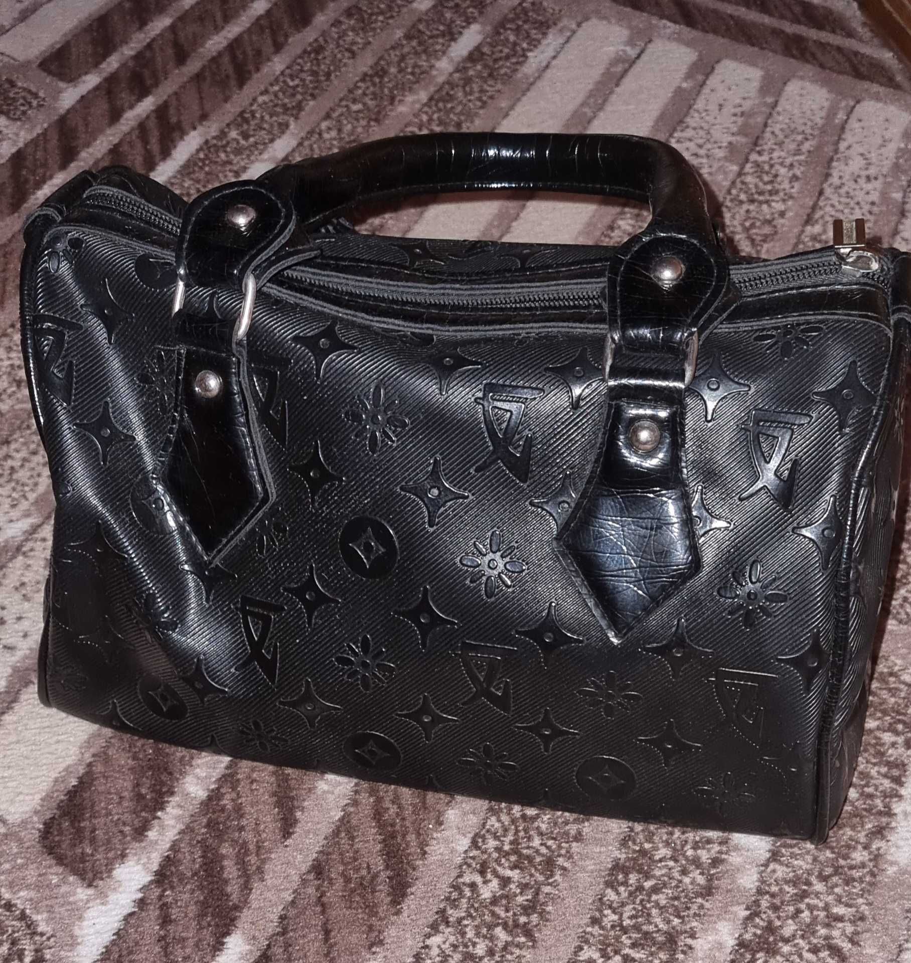 Дамска чанта Louis Vuitton