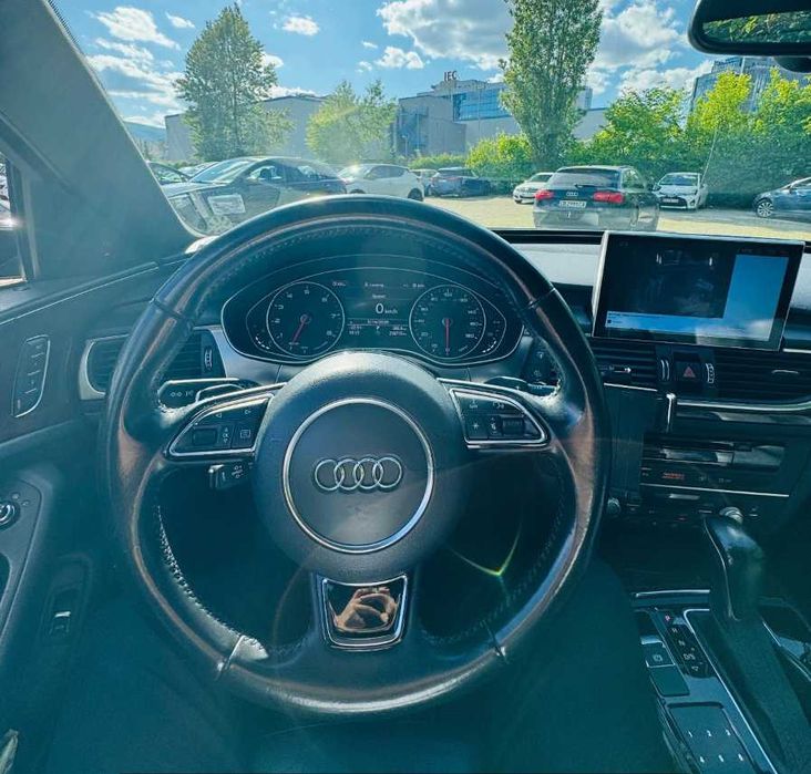 Продава Audi A6 3.0T Sline LED MATRIX