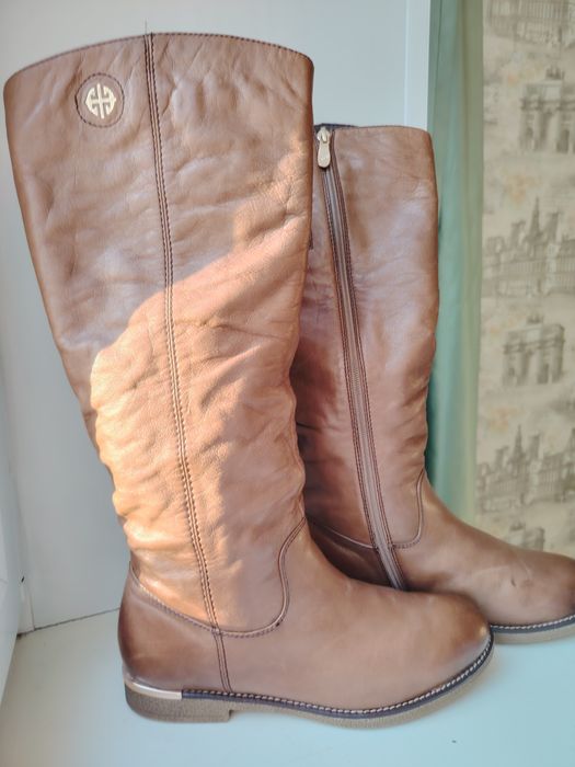 Сапоги натуралка на широкие икры 40 р