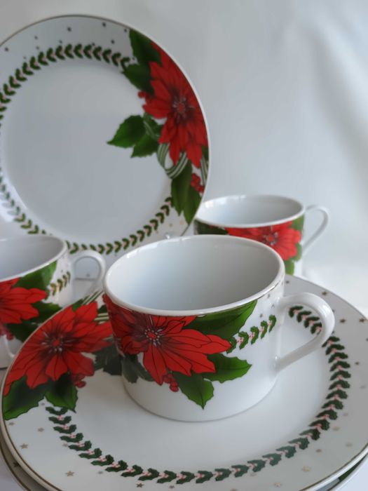 Порцеланов Коледен винтидж сет за чай или кафе