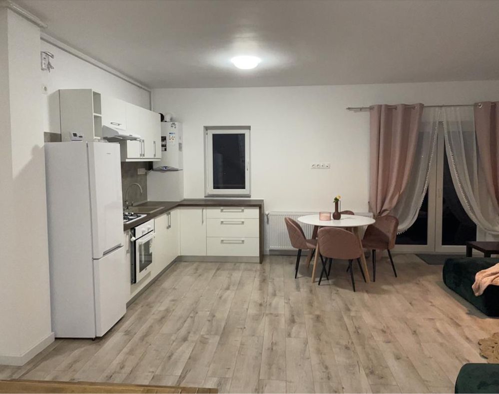 Apartament de inchiriat