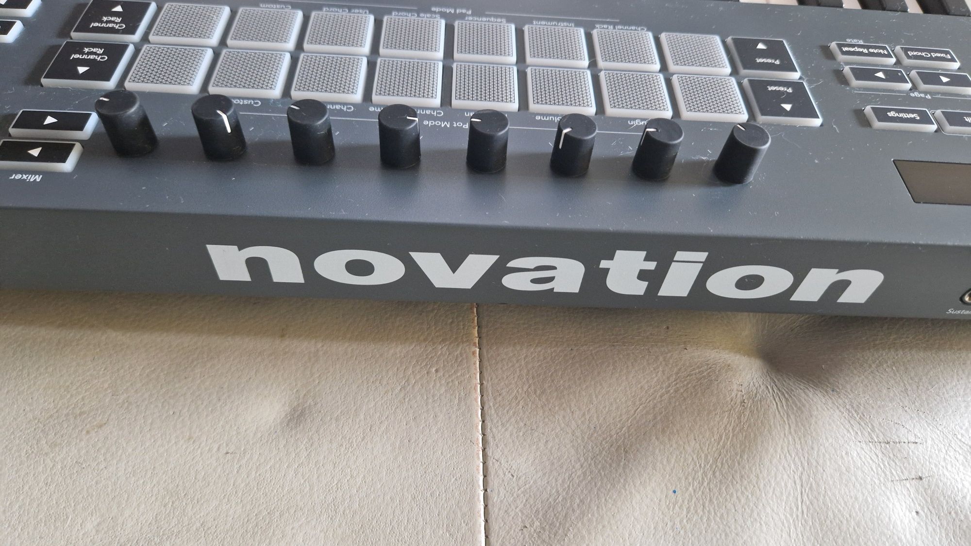 MIDI Keyboard - Novation FLKEY 37