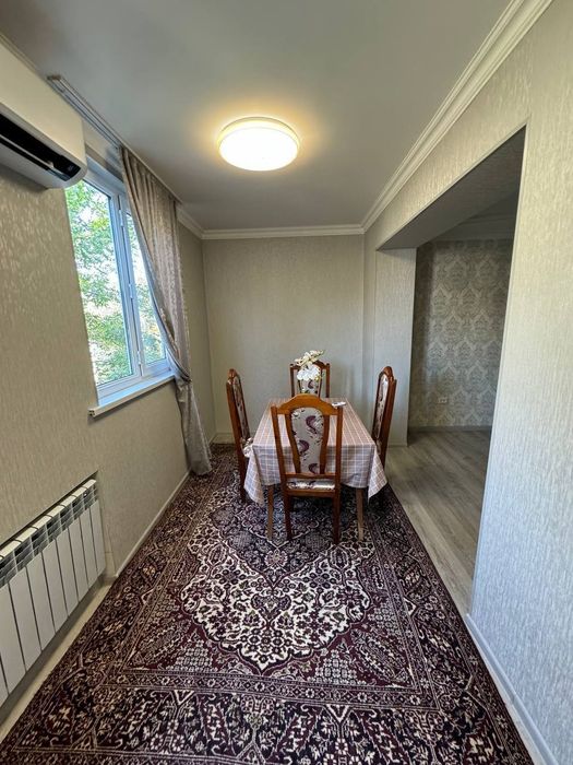 Продается 3х ком кв-ра на ул. Юсуф Хос Ходжиба, ор-р: парк Бабура,80м²