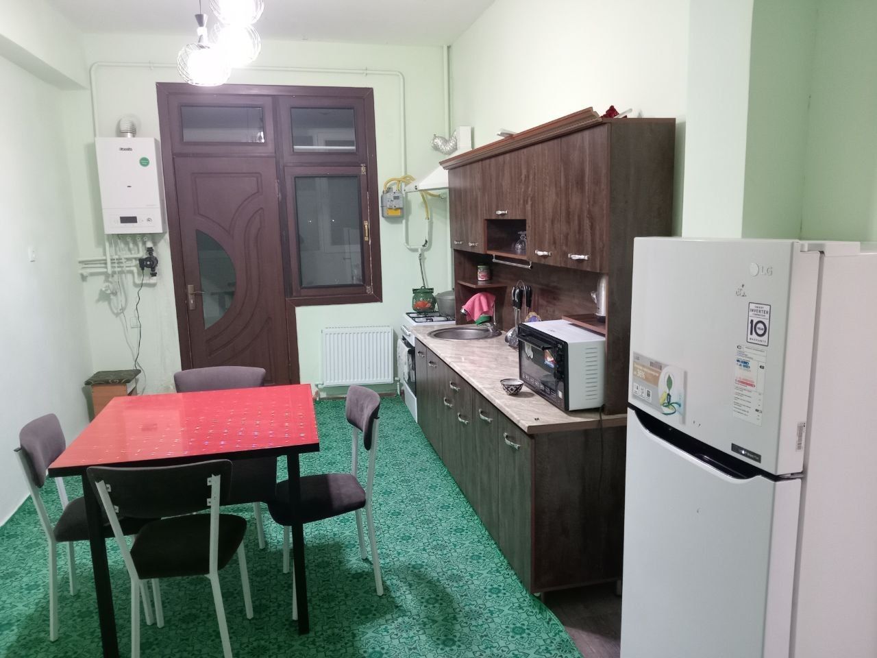 2 хона 2 каватда жойлашган квартира ижорага берилади янги дом 
Ор: Сем