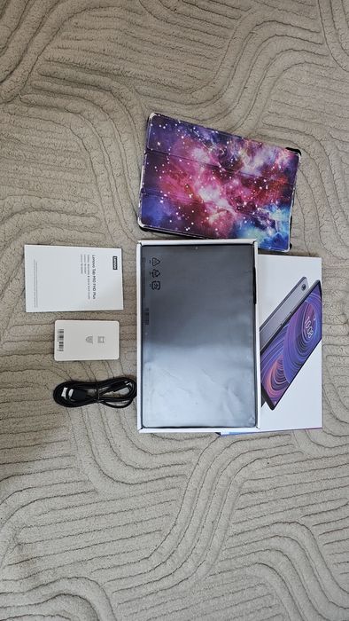 Tableta Lenovo Tab M10 FHD plus.