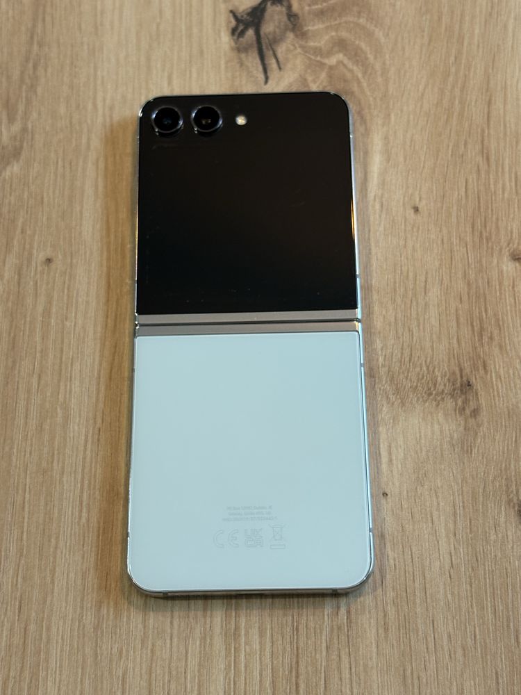 Samsung Z flip 5