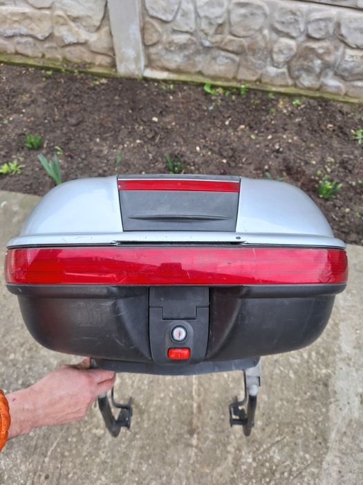 Topcase Yamaha FZS Fz6 Fz1 Hornet Cbf 600 Suzuki bandit