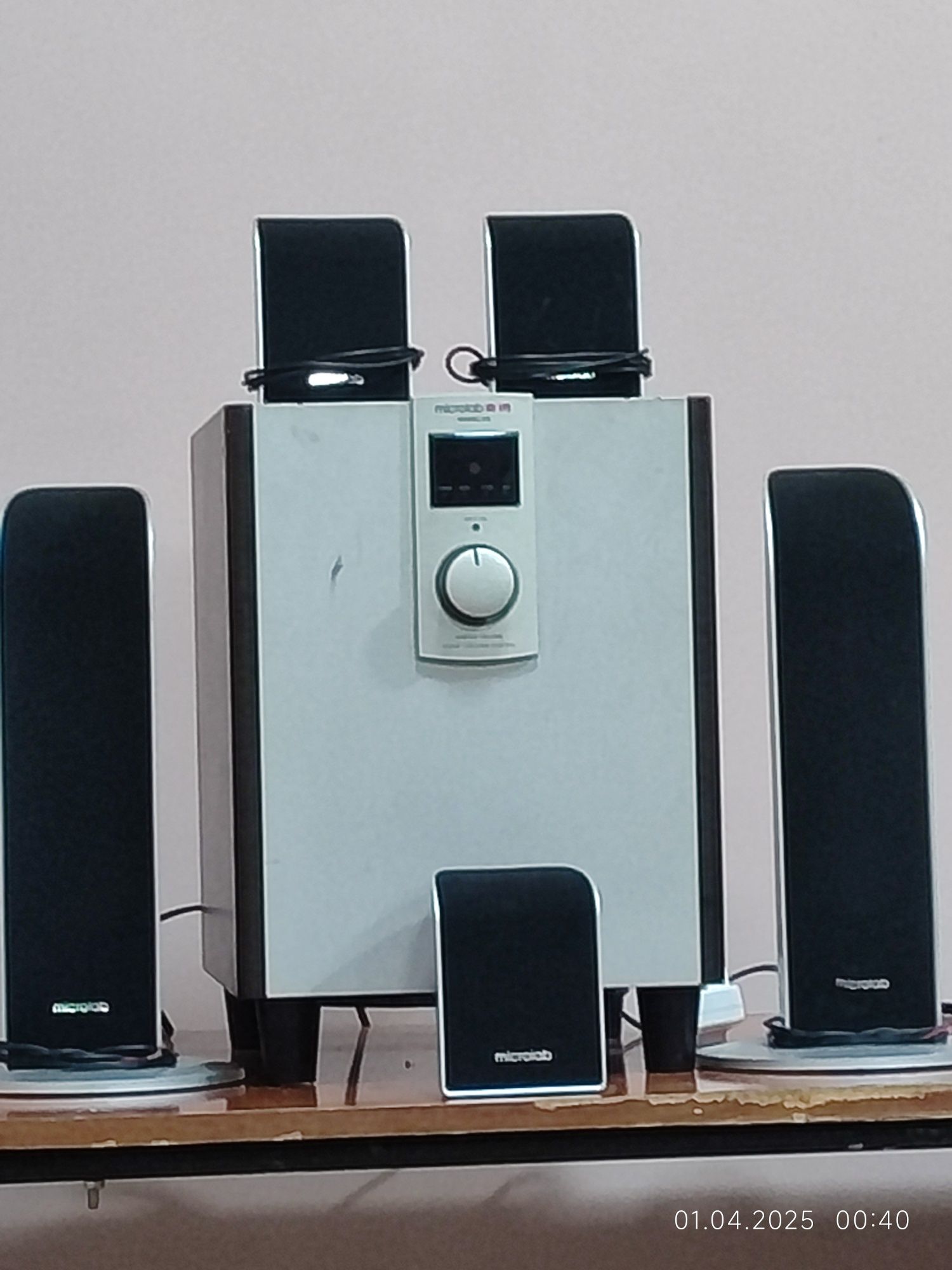 Microlab x5 sotiladi