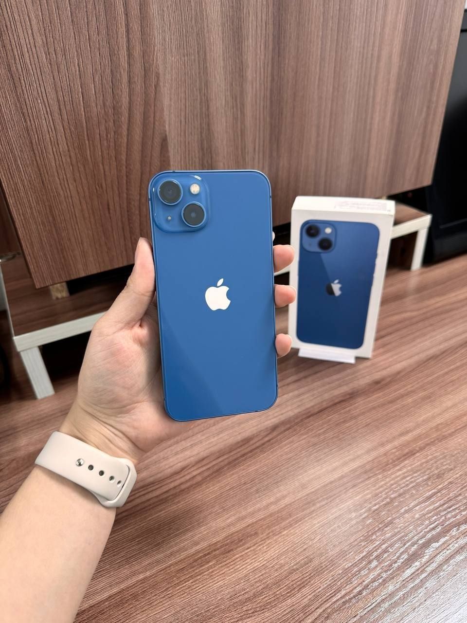 Iphone 13 с коробкой 
2. Модель: iPhone 13
3. Память: 128 gb
4. Компле