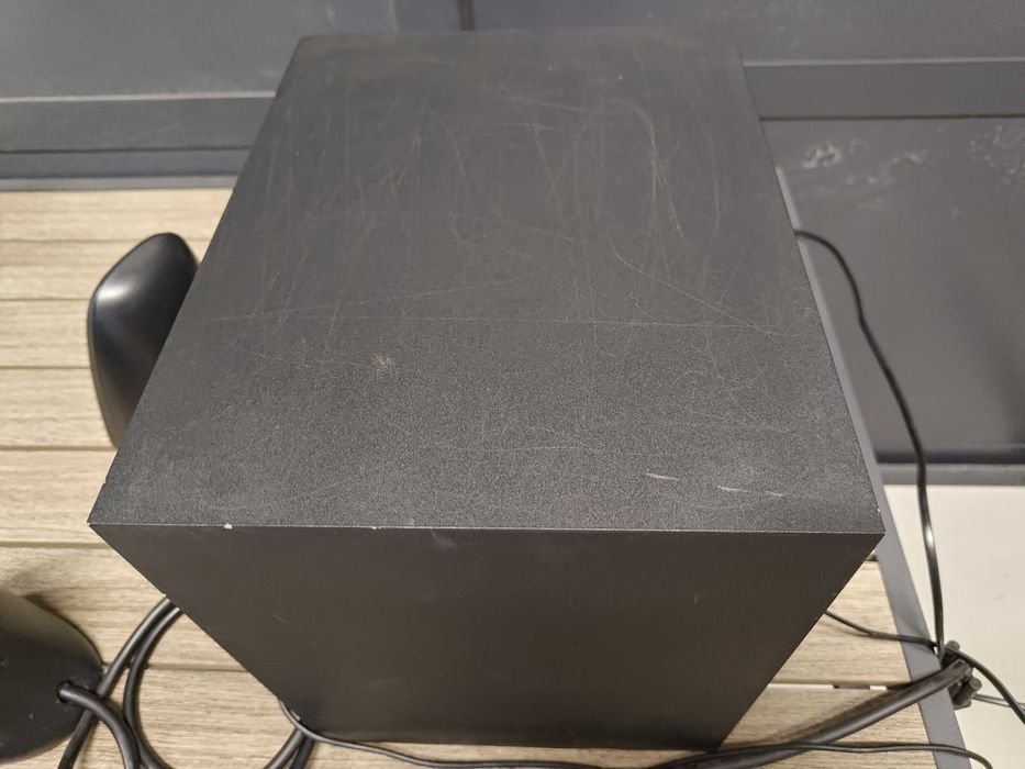 Logitech Z623 2.1 Аудио Система