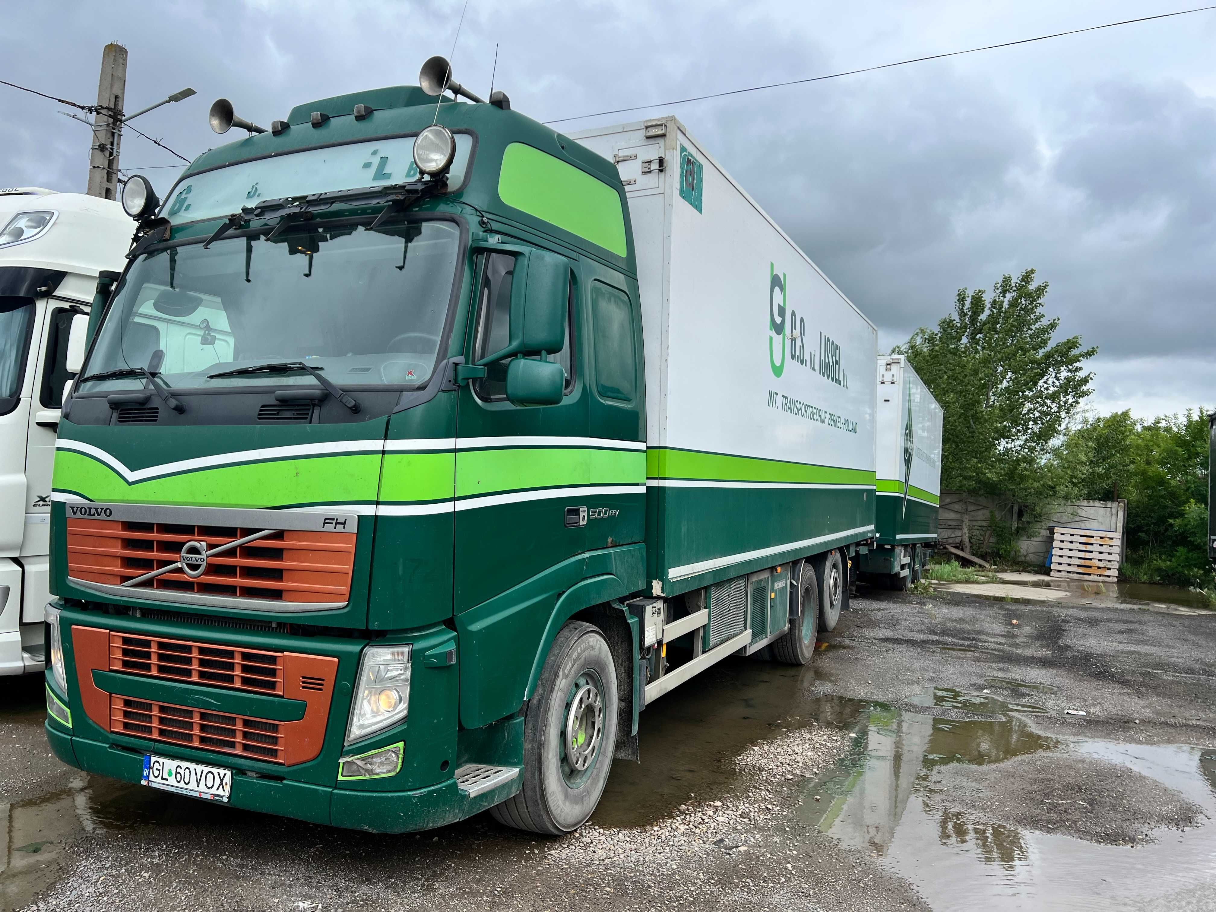 VOLVO FH13-500EEV+Remorca BURG Frigo+Lift