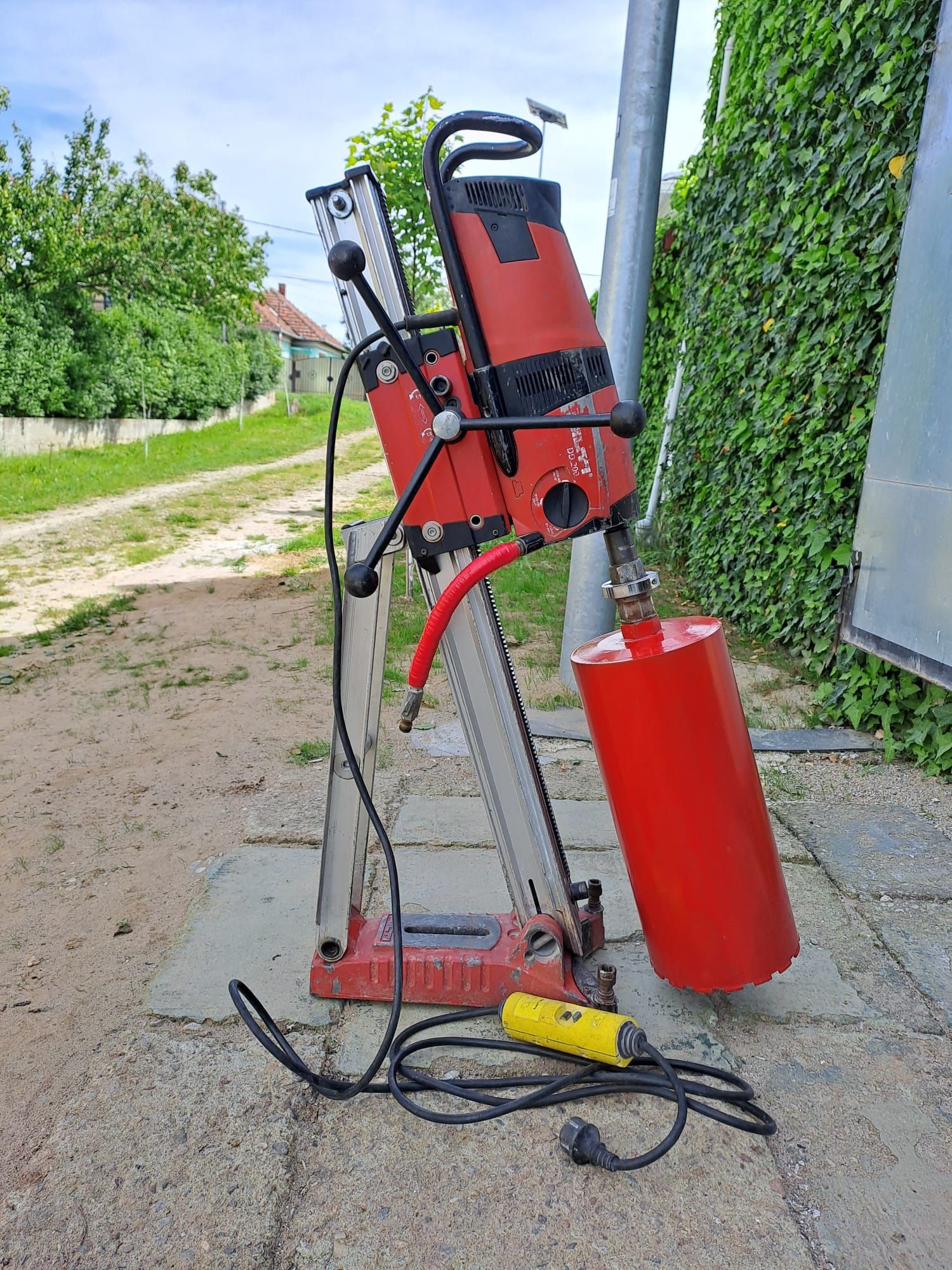 Mașină de carotat Hilti DD 200