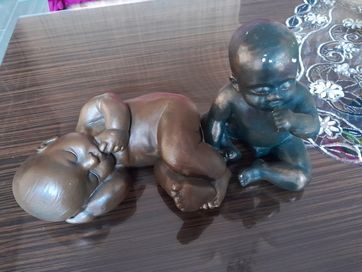 Скулптури на бебета от полирезин
