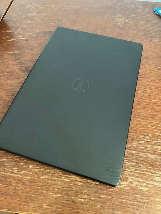 laptop Dell negru