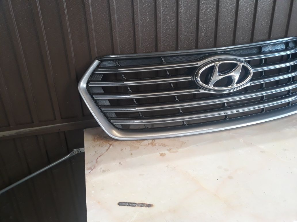 Grila Radiator Hyundai Santa Fe 2017