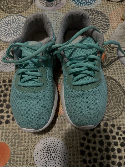 Кроссовки NIKE оригинал