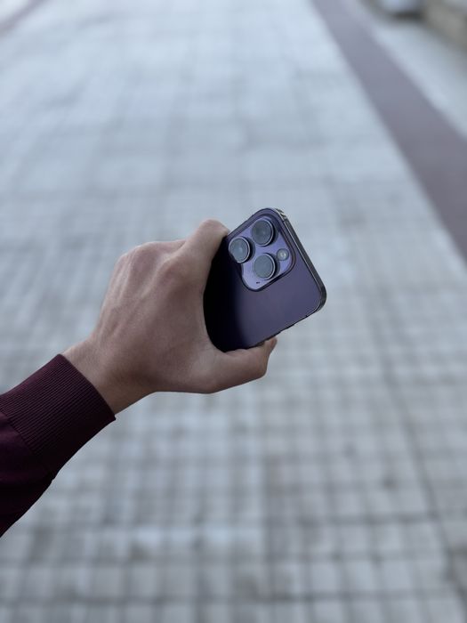 Iphone 14 pro Purple