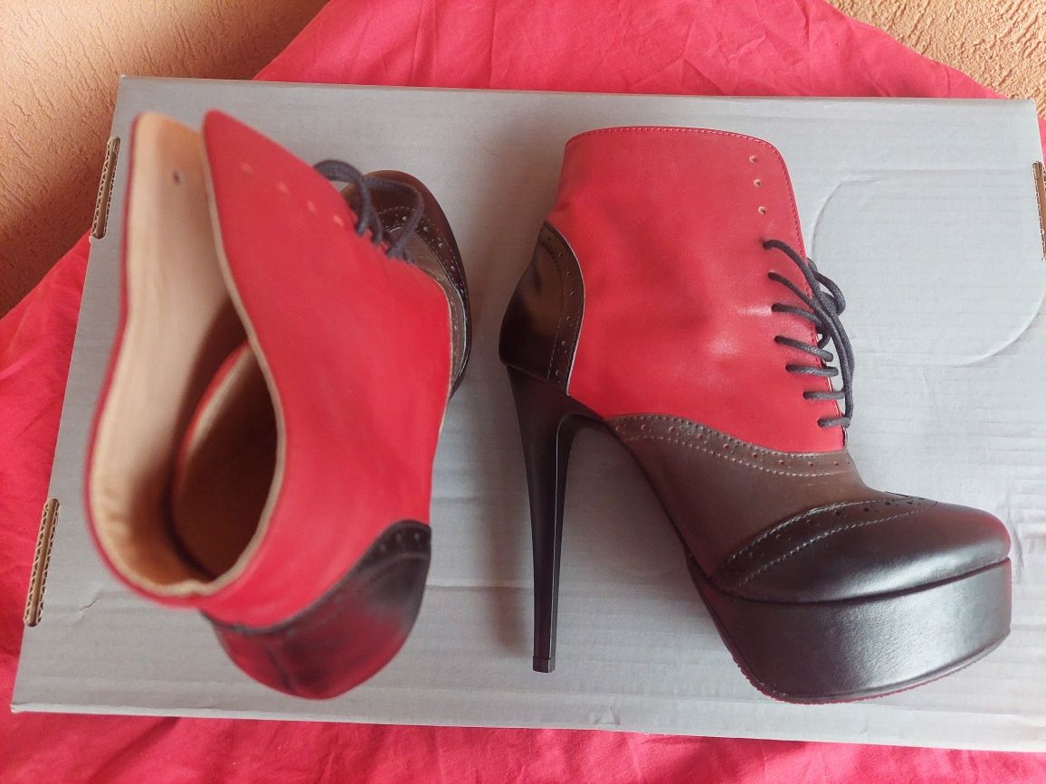 Pantofi botine piele, nr 35,  toc inalt, platforma