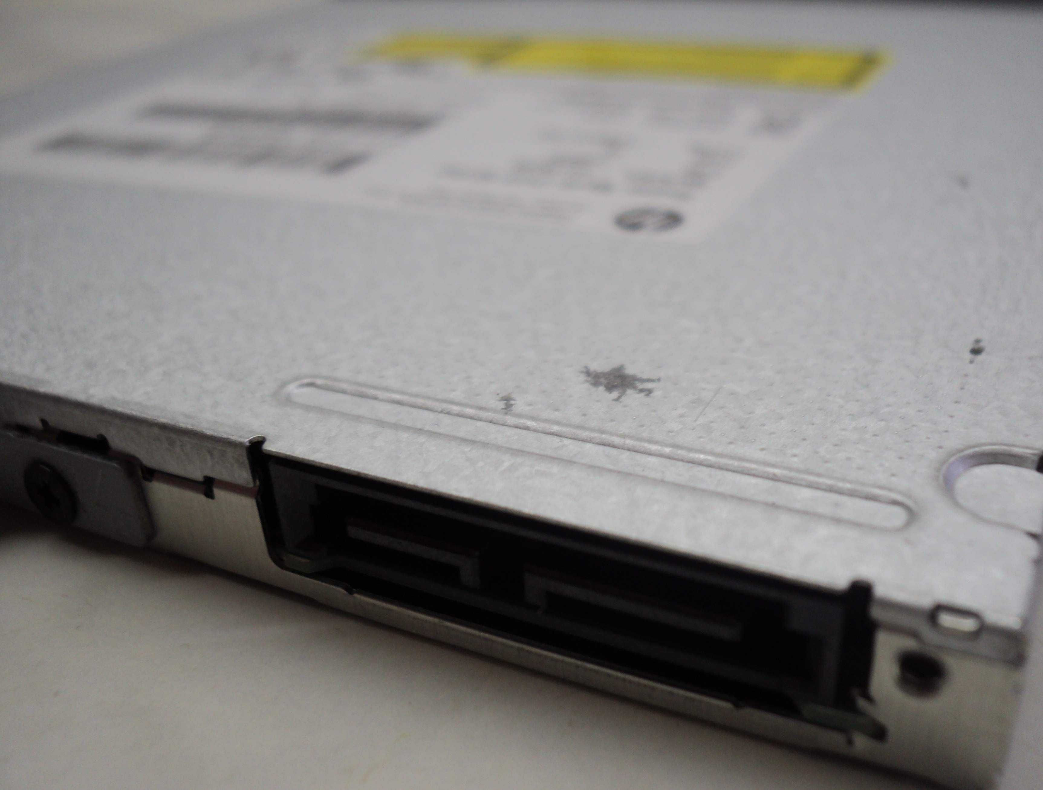 Unitate Optica Laptop DVD-RW SLIM Sata Model: GUB0N