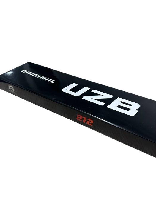 Рамка под номер "UZB"