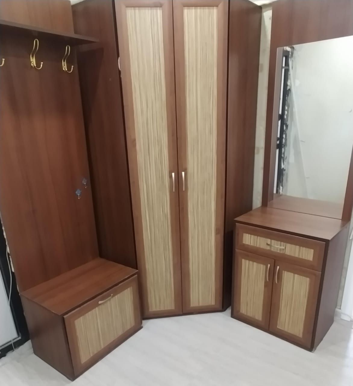 Прихожая в хорошем состоянии