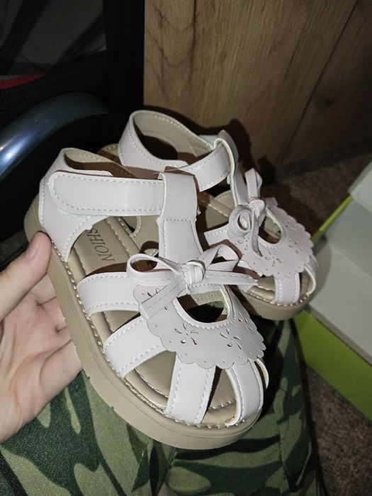 Сандали детские для девочки