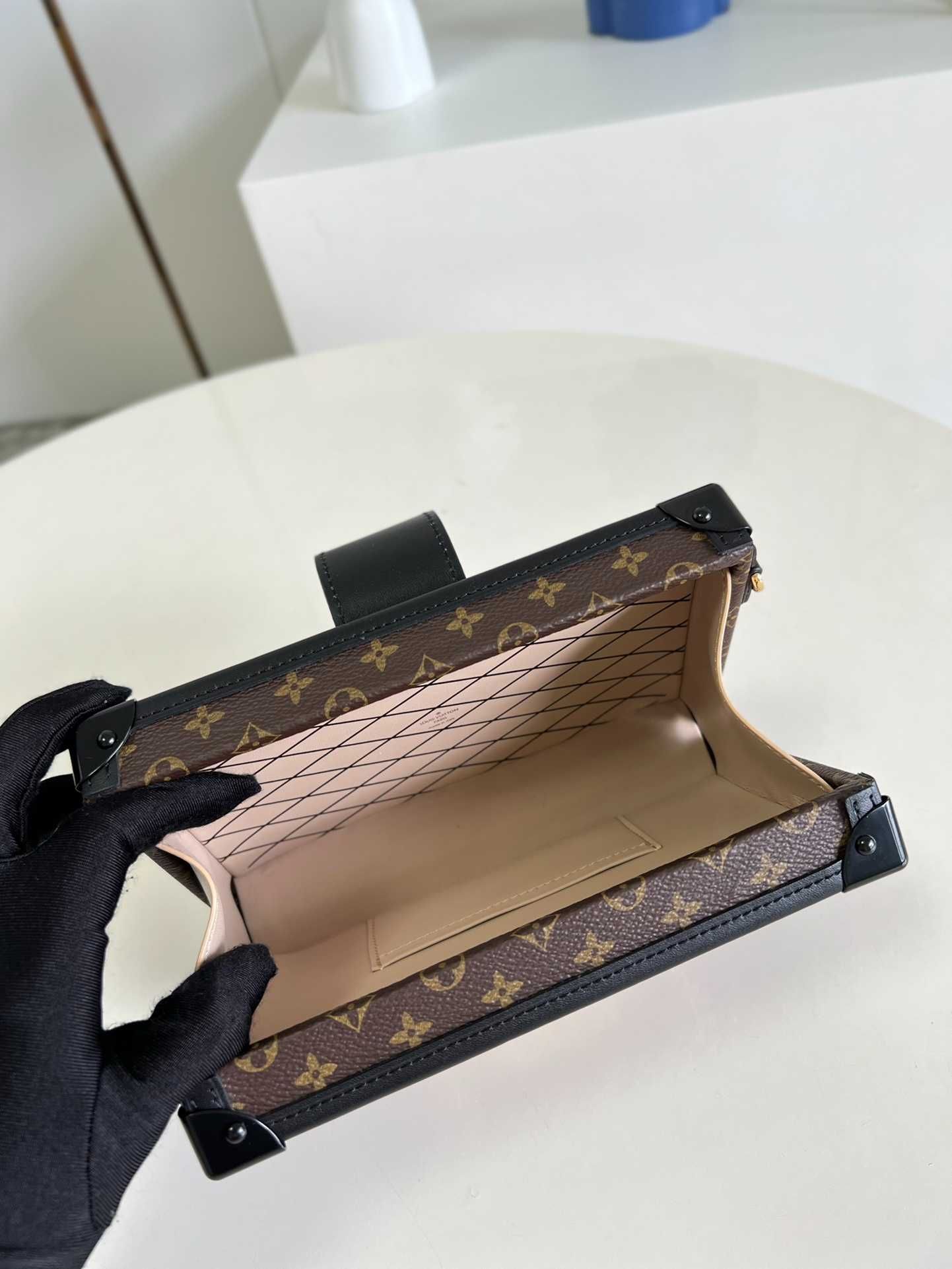 Geanta LV Louis Vuitton Petite Malle  20 x 12.5 x 6, Premium