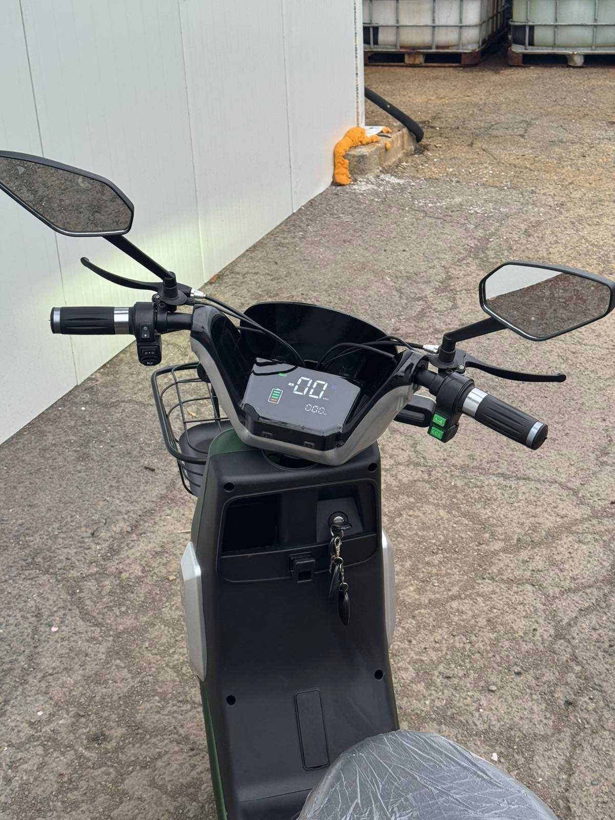 Електрически скутер-мотопед Infinity GT-1000 1200W - Army Green