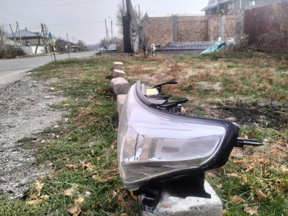 Продам фару от Toyota Land Cruiser 200 | Тойота Ленд Крузер