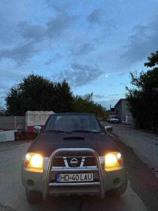 Nissan Navara D22